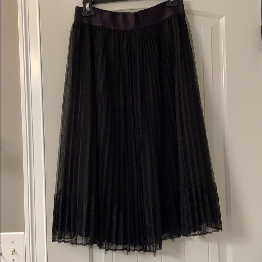 Beautiful new high waisted lace tulle skirt